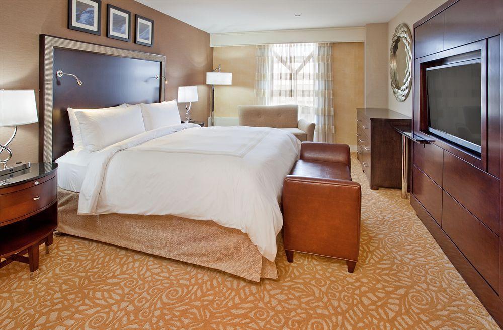 The Lincoln Marriott Cornhusker Hotel Ngoại thất bức ảnh